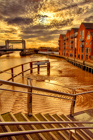 Low Tide On The River Hull